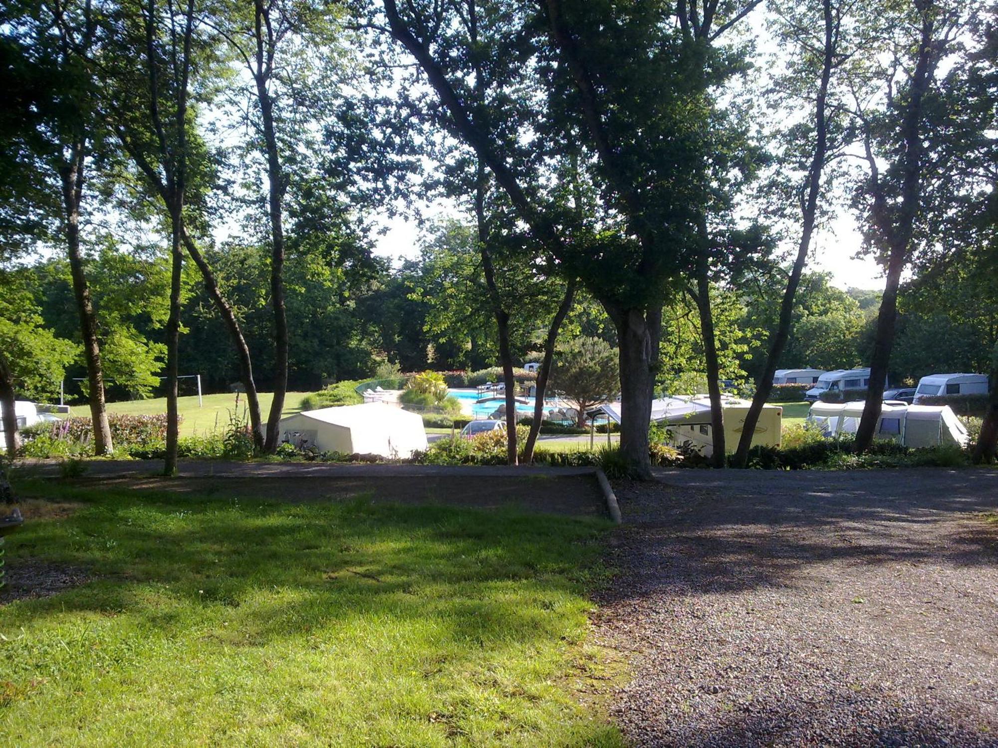 Camping Le Balcon De La Baie Saint-Marcan Екстер'єр фото