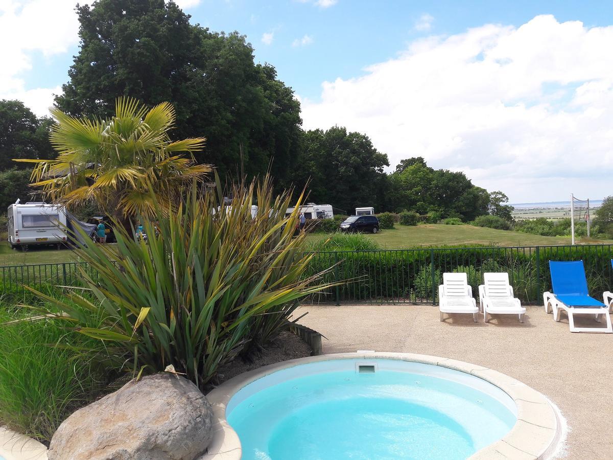 Camping Le Balcon De La Baie Saint-Marcan Екстер'єр фото