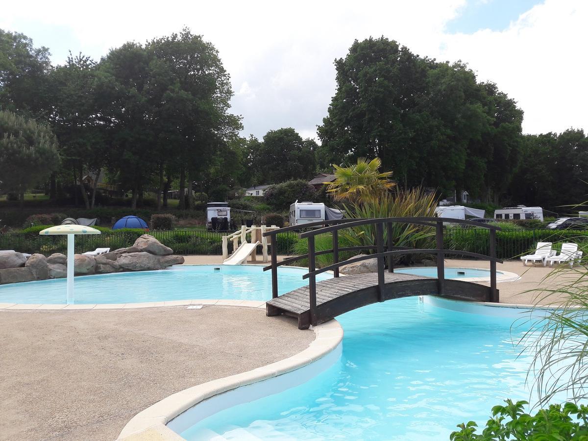 Camping Le Balcon De La Baie Saint-Marcan Екстер'єр фото