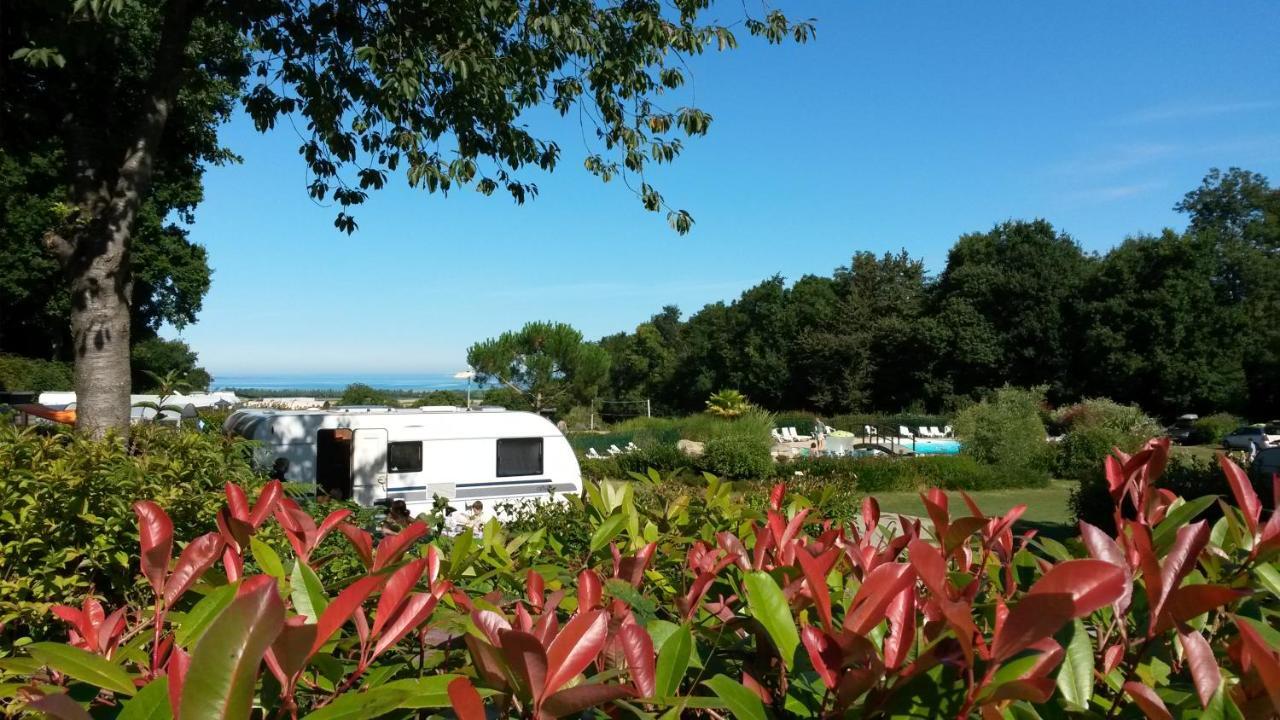 Camping Le Balcon De La Baie Saint-Marcan Екстер'єр фото